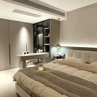 Armoire de chambre moderne avec coiffeuse intégrée, vitrine en verre, meuble de rangement personnalisé pour chambre à coucher