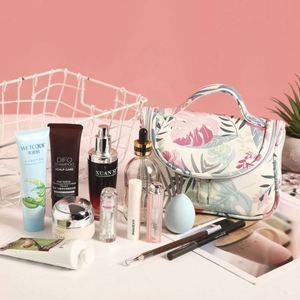 Fashion Printed Large Capacity Travel Toiletry Cosmetic Storage Bag Portable Handle Makeup <b>Pouch</b> - Product Image 2