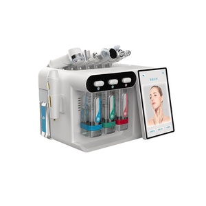 Appareil de dermabrasion au diamant à oxygène et à l'eau 8 en 1, appareil de rajeunissement de la peau du visage - Product Image 1