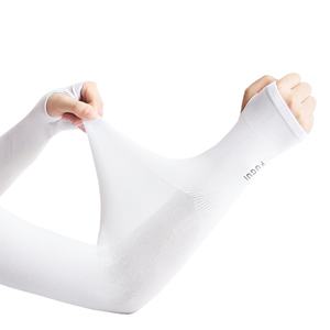 Mangas de Golf para Mujer con Protección UV, Seda de Hielo Fresca, Talla Única, Hechas en China - Product Image 1
