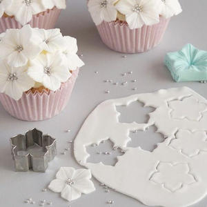 Acier inoxydable 3 Pcs/Set Morning Glory Petal Cookie Cutter Flower Fondant Cutter - Product Image 6