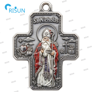 Ciondolo Collana Medaglione Personalizzato di San Nicola, Patrono Cattolico dei Bambini, con Rosario Centrale - Product Image 3