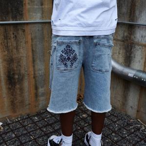 Pantalones Cortos de Mezclilla para Hombre con Logotipo Personalizado, de Cintura Alta, Estilo Urbano de Verano, Bordados, Holgados, Y2K, con Cremallera, Tipo Carpintero - Product Image 2