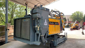 Kaishan KT5 크롤러 DTH 드릴 리그 오픈 피트 채굴 및 채석을위한 높은 침투율 폭발 구멍 드릴링 머신 - Product Image 3