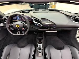 Ferrari <span class=keywords><strong>SF90</strong></span> Stradale Cabriolet Turbo Hybride d'Occasion R19 Volant à Gauche Hypercar Performances de Piste à <span class=keywords><strong>Vendre</strong></span> dans le Monde Entier - Product Image 5