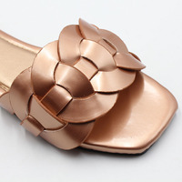 Sandales de plage de luxe pour femmes de marque de créateur, chaussures de mode de haute qualité, pantoufles de vacances pour femmes, vente en gros, durables