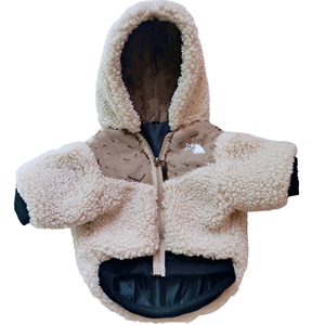 उच्च गुणवत्ता वाली लक्जरी पालतू कोट सुंदर क्लासिक प्लेड डिजाइन ब्राउन पॉलिएस्टर शीतकालीन कुत्ते के लिए XS-2XL आकार सभी मौसमों के लिए आकार - Product Image 1