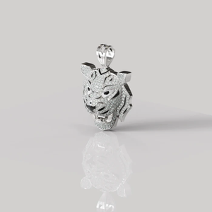 Pendentif Maharaja Glacé Impérial : Un Hommage Incrusté de Diamants à la Gloire Souveraine Éternelle, au Régalienssement de la Royauté Indienne et au Luxe Opulent - Product Image 4