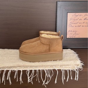 Nouvelles bottes de neige décontractées en peau de mouton, style rétro, basses, avec semelle épaisse de 5 cm, doublure polaire chaude et rembourrées, collection Hiver 2026 - Product Image 3