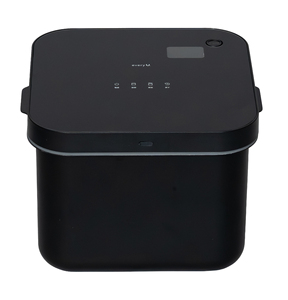 KURA Modern Stylish Vacuum Rice Storage Container with Lid 7.5kg - Product Image 3