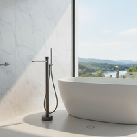 Nouvelle conception moderne : Ensemble de douche et mitigeur de baignoire en laiton, mitigeur de baignoire sur pied à cascade douce à poignée unique pour salle de bain