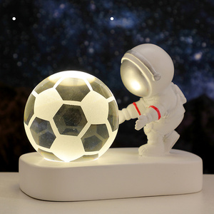 Venta al por mayor baratos planetas modelo esfera bola de cristal grabado láser personalizado bola de cristal transparente para fotografía - Product Image 5