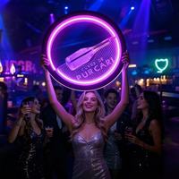Présentoir lumineux LED en acrylique pour bouteilles de bar de boîte de nuit