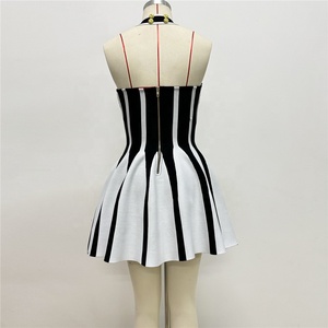Abito Fasciante con Allacciatura al Collo per Donna, Sexy, Schiena Scoperta, <span class=keywords><strong>a</strong></span> <span class=keywords><strong>Righe</strong></span> Bianche <span class=keywords><strong>e</strong></span> Nere, Mini Abito da Sera per Feste <span class=keywords><strong>e</strong></span> Club - Product Image 5
