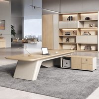 Table de bureau de direction en bois au design moderne et luxueux