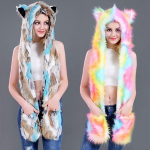 SOLPOP Gorro de Felpa de Animales de Peluche para Carnaval, Bufanda, Guantes, Accesorios para Fiestas Rave, Sudadera con Capucha de Orejeras de Peluche Colorida Arcoíris para Mujer con Orejas de Patas - Product Image 4