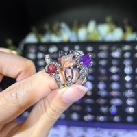 Lot en gros de bagues en pierres précieuses mélangées, assortiment de bagues en cabochons de cristaux naturels en vrac pour cadeaux et collection