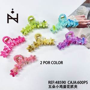 Cinq petites pinces à cheveux en forme de fleur de frangipanier, 2 par couleur, accessoires pour cheveux - Product Image 2