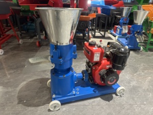 <span class=keywords><strong>Vente</strong></span> directe d'usine - Machine à granulés d'aliments pour animaux diesel multifonctionnelle - Granulateur d'aliments pour volailles et animaux aquatiques - Moulin à granulés pour animaux de ferme - Product Image 2
