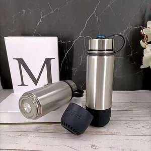 Bouteille d'eau intelligente 3 en 1 en acier inoxydable, ml, fausses lumières, un haut-parleur et des lumières dansantes, 20oz (noir) - Product Image 3