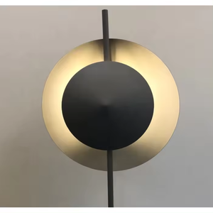 Lampes sur pied modernes décoratives d'ambiance nordique à LED lumière blanche ronde dorée en métal pour éclairage d'angle - Product Image 2