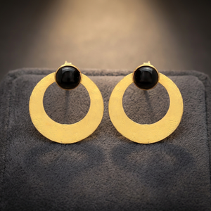 Boucles d'oreilles clous pour enfants en argent sterling, plaqué or, onyx noir, faites à la main, vente en gros, bijoux tendance, fabricant et fournisseur - Product Image 3