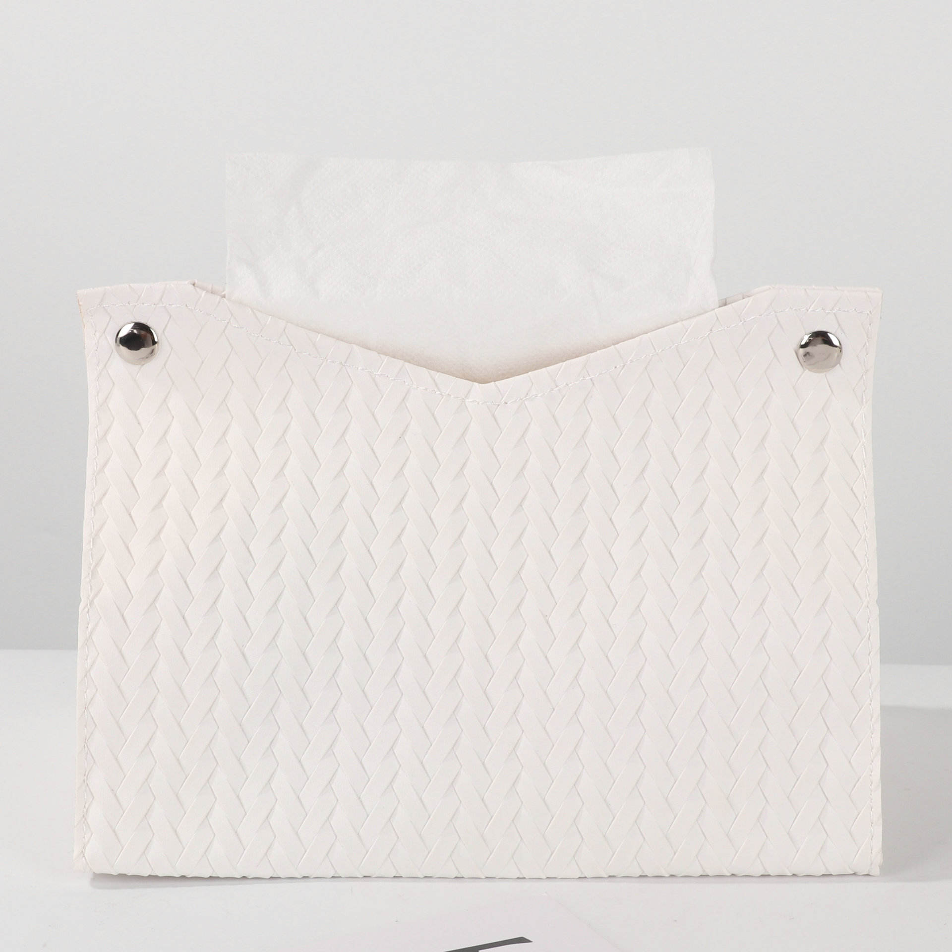 ลายบิดเกลียวสีขาว