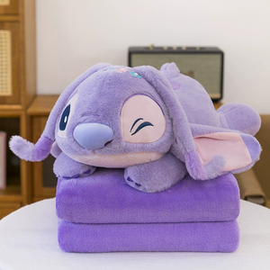Groothandel Cartoon Stitch Pop Speelgoed Slaapkussen Reisdeken 2-in-1 Auto Airco Dekbedtje Slaapdekens Cadeaus voor Kinderen - Product Image 1
