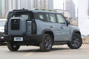 Auto Usado en Venta, Chery Jetour Shanhai T2, con Apariencia Robusta, Configuración Enriquecida y Kilometraje Extremadamente Bajo - Product Image 5