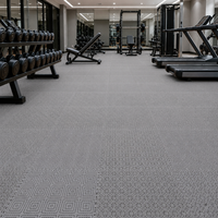 Dalles de sol de garage en PVC de qualité supérieure, installation facile, revêtement de sol modulaire à emboîtement pour sous-sol et salle de sport