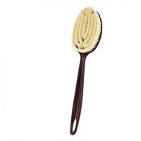 Brosse de bain à long manche en poils de sanglier et fibres de coco, extensible, double usage sec/humide, en forme de paume, courbée (poignée en PP)