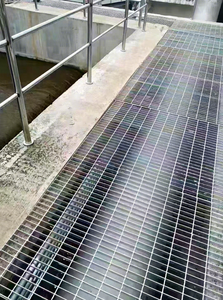 Grilles de protection de sol en acier galvanisé de haute qualité pour plateformes, antidérapantes, en vente - Product Image 4