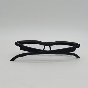 نظارات القراءة الأكثر مبيعًا بتركيز بصري عالي الدقة قابل للتعديل لطول النظر والتكبير والتصغير عدسة نظارات تصحيح TR90 لرجل عجوز للقراءة - Product Image 5