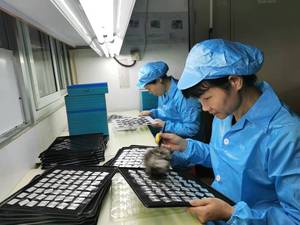 Phần mặt đồng hồ thể thao đa chức năng, viền kim loại dán, khắc nổi tùy chỉnh - Product Image 5