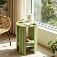 Table d'appoint carrée vert olive à motif soleil, 2 niveaux, pieds cannelés en bois, petite table basse d'appoint pour salon et chambre