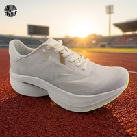 Chaussures de course avec plaque en carbone et semelle intermédiaire épaisse, logo OEM, résistantes à l'usure, pour l'été, unisexe, pour la course sur asphalte, le jogging quotidien et les courses.