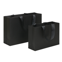 Sac cadeau en papier kraft noir en gros, recyclé, avec poignées, imprimé sérigraphié, plusieurs tailles, logo personnalisé, pour vêtements