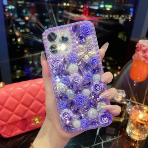 เคสโทรศัพท์มือถือ iPhone 16 15 13 12 14 Pro Max แบบหรูหรา ประดับเพชรเต็มดอกกุหลาบ 3 มิติ งานแฮนด์เมด - Product Image 6