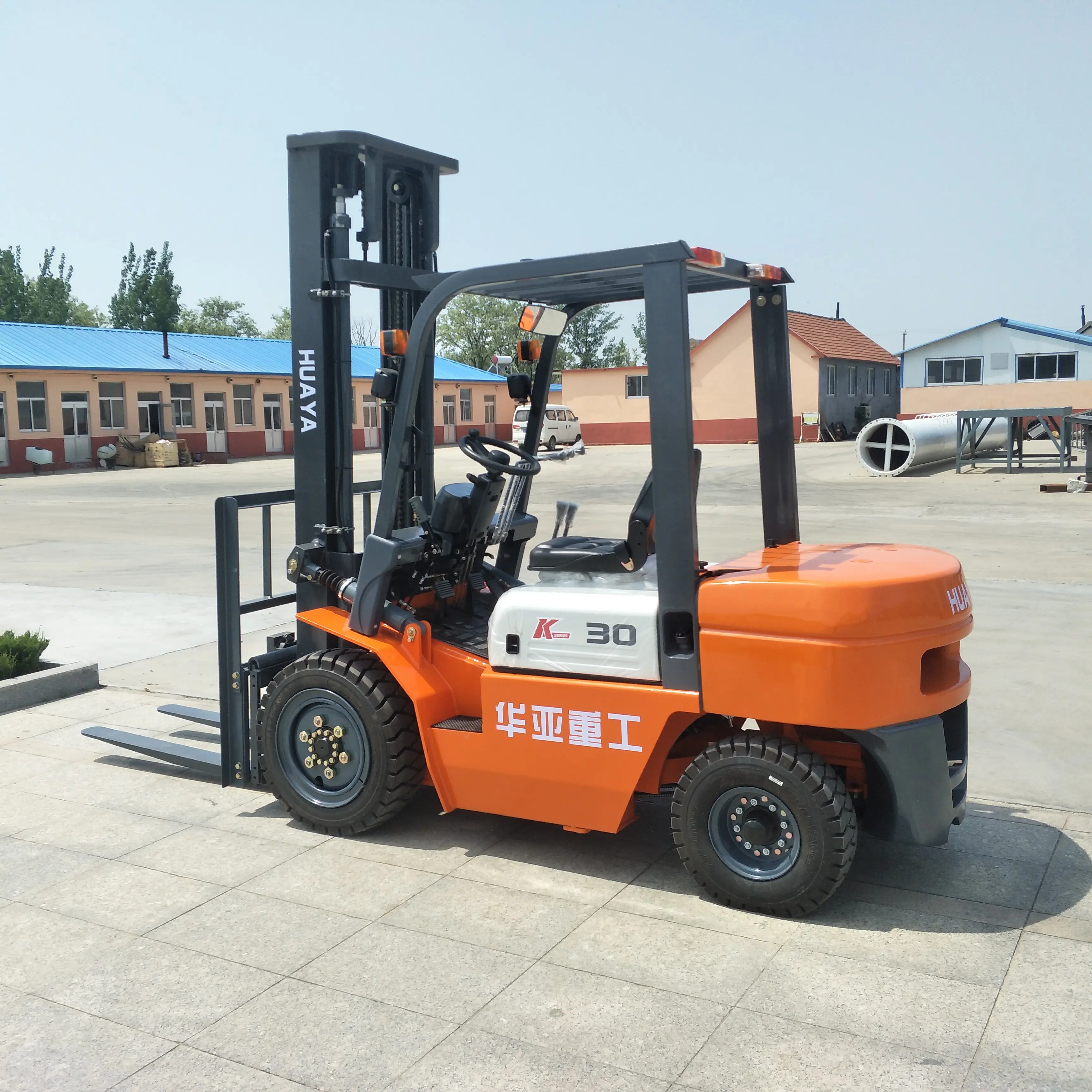 HUAYA yüksek beygir gücü hidrolik dizel forklift 3 ton CPC30 dizel motor Xinchai 3000 kg müşteri Euro5/CE ile talep