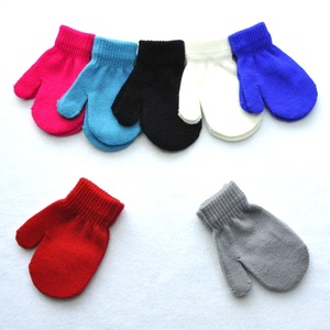 Gants thermiques d'hiver avec logo personnalisé pour enfants mitaines chaudes et souples en tricot acrylique taille <span class=keywords><strong>enfant</strong></span> en bas âge - Product Image 2