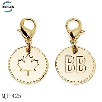 Lettre émaillée personnalisée chiot chat breloques forme ronde accessoire de collier pendentif étiquettes volantes avec logo en métal