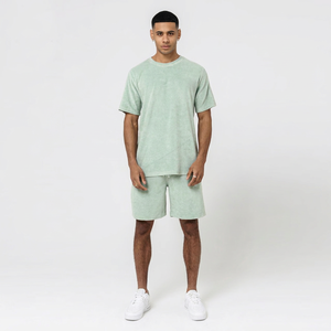 Ensemble T-shirt et short décontracté pour homme, 100 % coton de qualité supérieure, respirant, taille élastique, léger et séchage rapide, personnalisable - Product Image 1