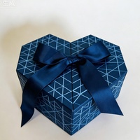 Boîtes cadeaux en gros pour mariage et Saint-Valentin, boîtes vides en forme de cœur pour rouge à lèvres avec couvercle rabattable et ruban