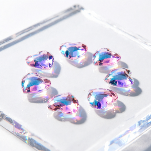 Piedras de cristal para uñas en forma de corazón, 10 piezas, cristal colorido para decoraciones de uñas - Product Image 1