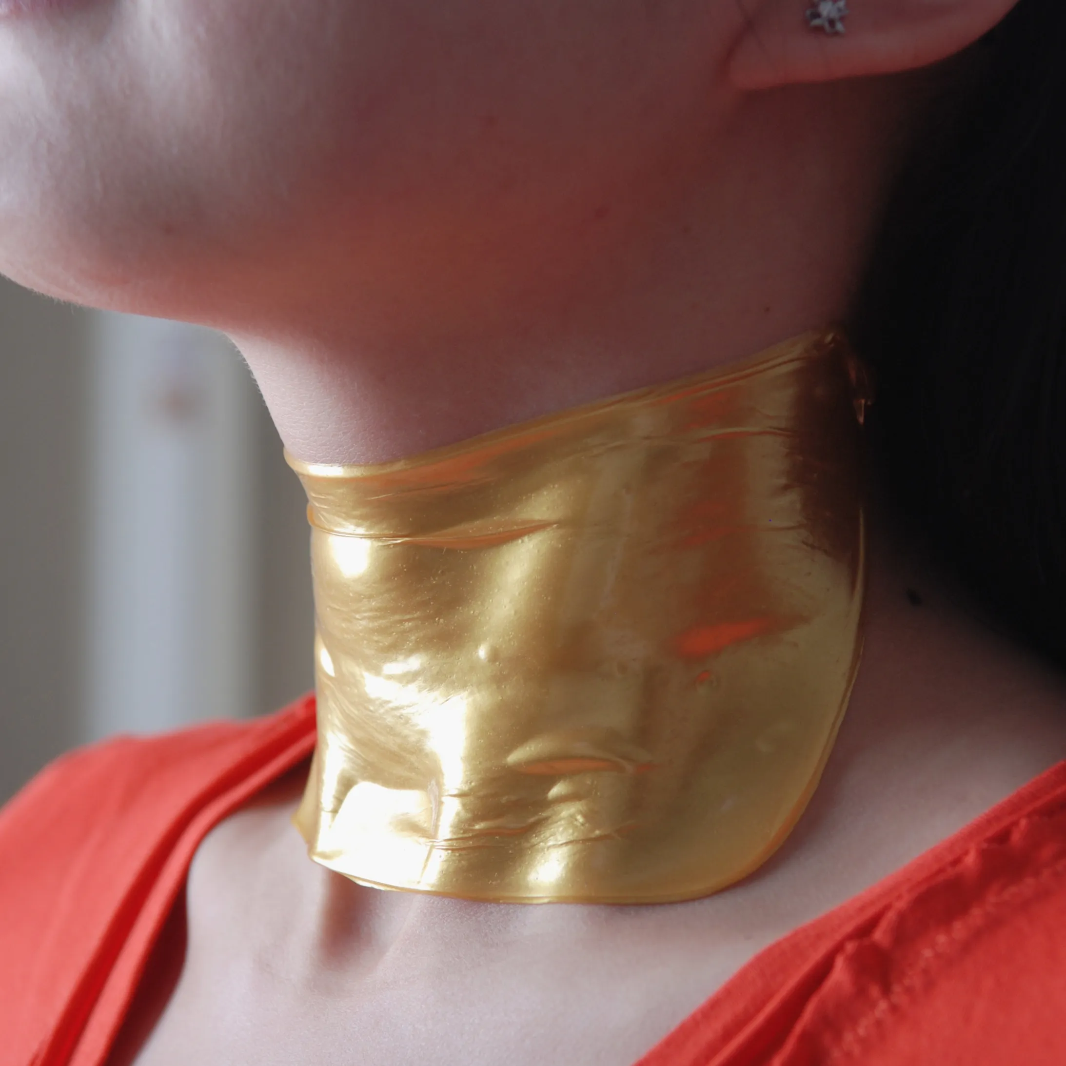 Высококачественная Отбеливающая увлажняющая Золотая маска для шеи против морщин маска для подтяжки шеи