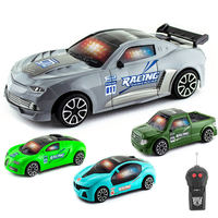 Vente en gros de voitures de sport RC à l'échelle 1:18, modèle de voiture pour enfants, jouet télécommandé 27 MHz à 2 canaux avec éclairage 3D