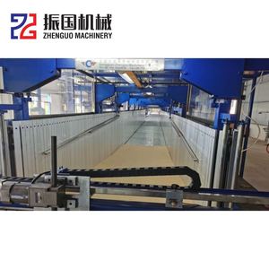 Fabrikanten Van Promotionele Automatische Computer Continu Spuiten Watertank Spuitschuim Spons Schuimmachine - Product Image 2