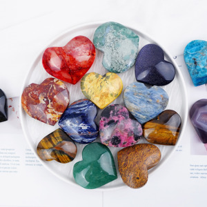 Vente en gros d'<span class=keywords><strong>améthyste</strong></span> naturelle de haute qualité polissage mélange de matériaux cœur de cristal pierre de palmier pour la décoration - Product Image 2