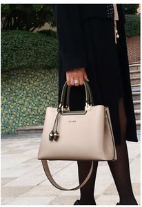 กระเป๋าถือหนัง PU นุ่มขนาดใหญ่สำหรับผู้หญิง แฟชั่นใหม่ คุณภาพสูง กระเป๋าธุรกิจเรียบง่าย กระเป๋าสะพายไหล่ผู้หญิง - Product Image 3