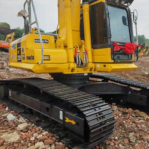Presque neuf Machines Komatsu Ingénierie de la construction Pelleteuse sur chenilles d'occasion PC200-8 Komatsu à vendre - Product Image 1